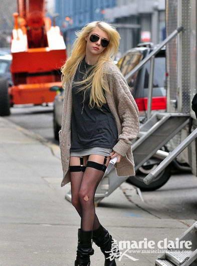 國(guó)產(chǎn)熟女絲襪,國(guó)產(chǎn)熟女風(fēng)情演繹